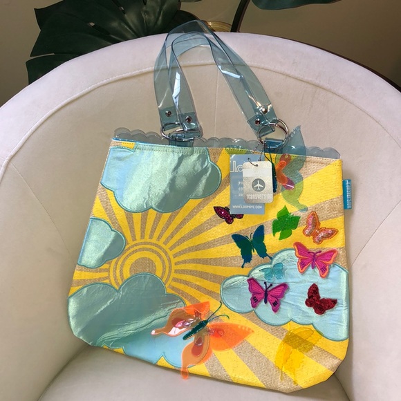 loopnyc Handbags - NWT rare clear handles Transversion Butterfly bag